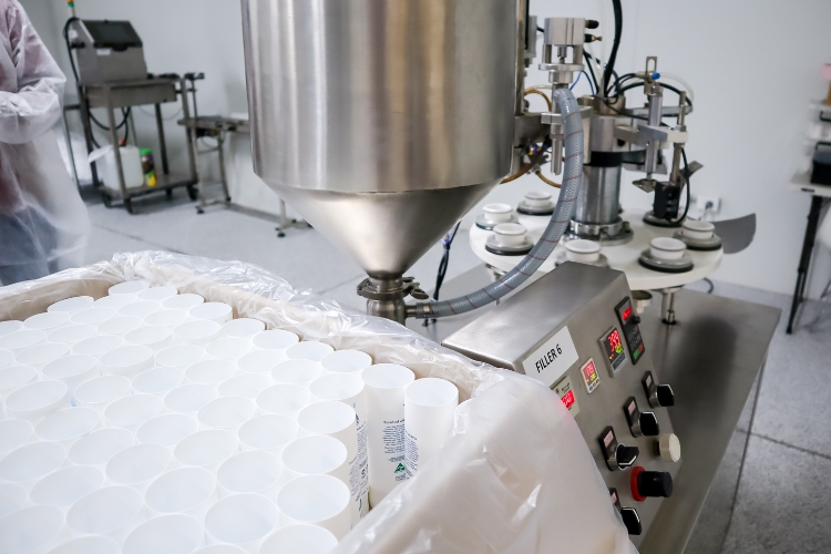 Is Your Product Idea Actually Ready for Cosmetics Manufacturing?